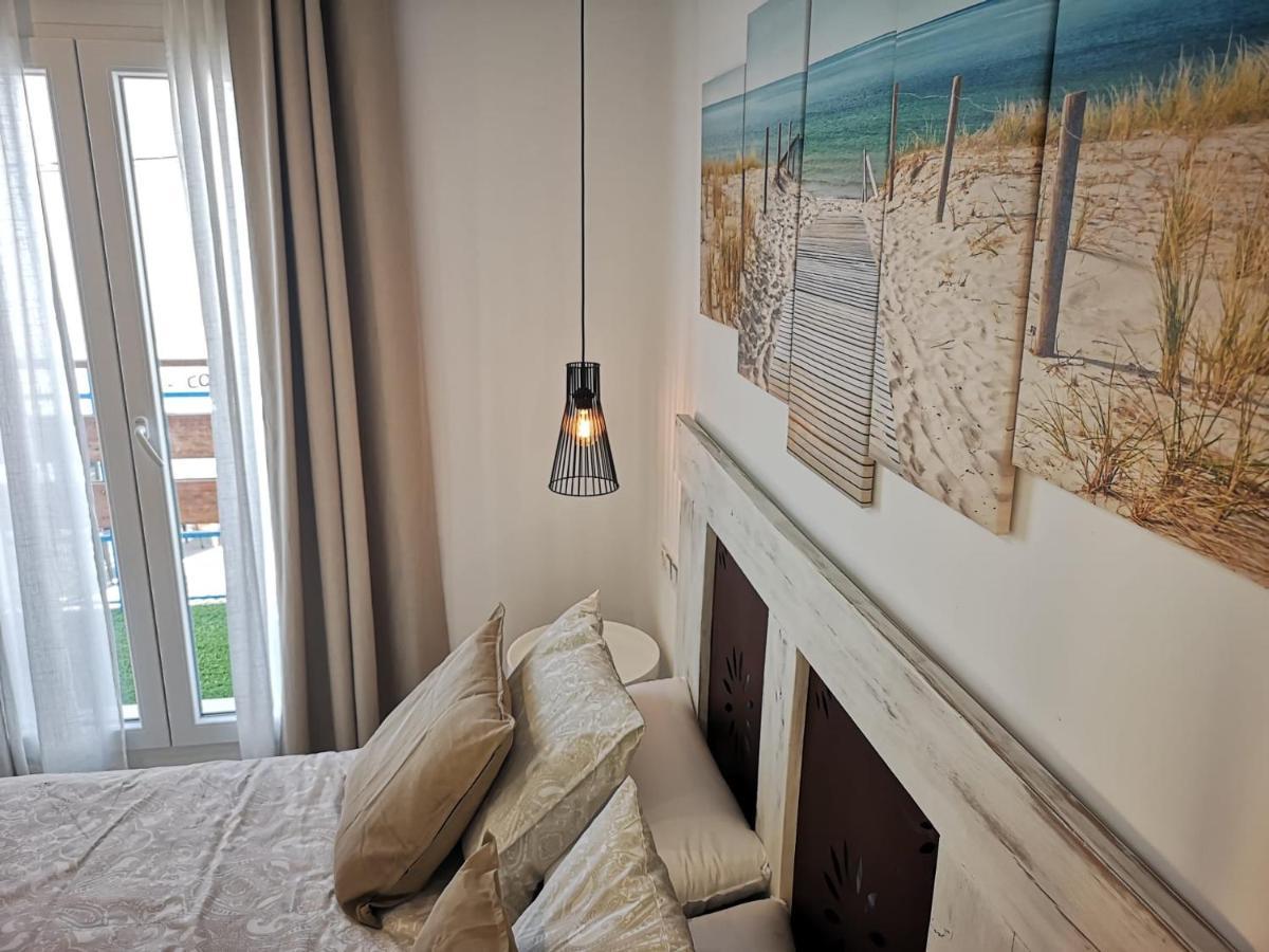 Apartamento Suite Arco De La Villa,Solo Familia Y Parejas,Parking Gratuito Conil de la Frontera Kültér fotó